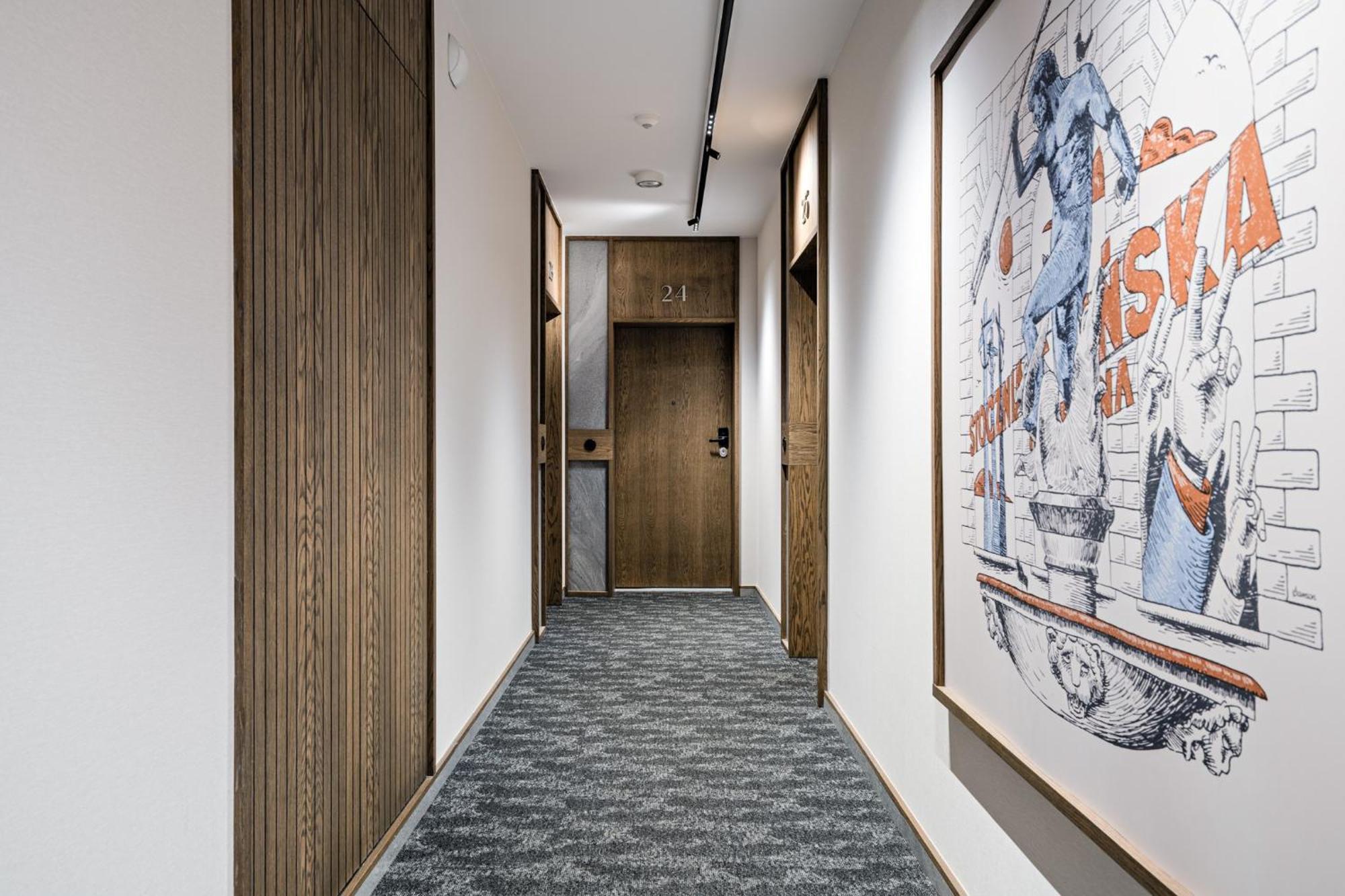 Scala City Center Apartments With Parking By Lion Apartments — Photos 3